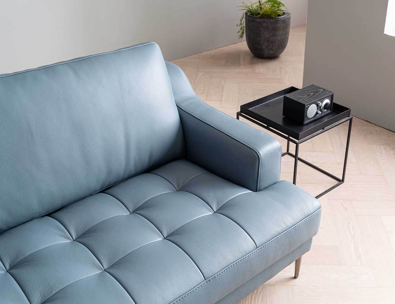 Sofa văng 2 chỗ da Anh Quốc HNS96 - Vẻ đẹp của sự tiện lợi và trang nhã - Ảnh 5