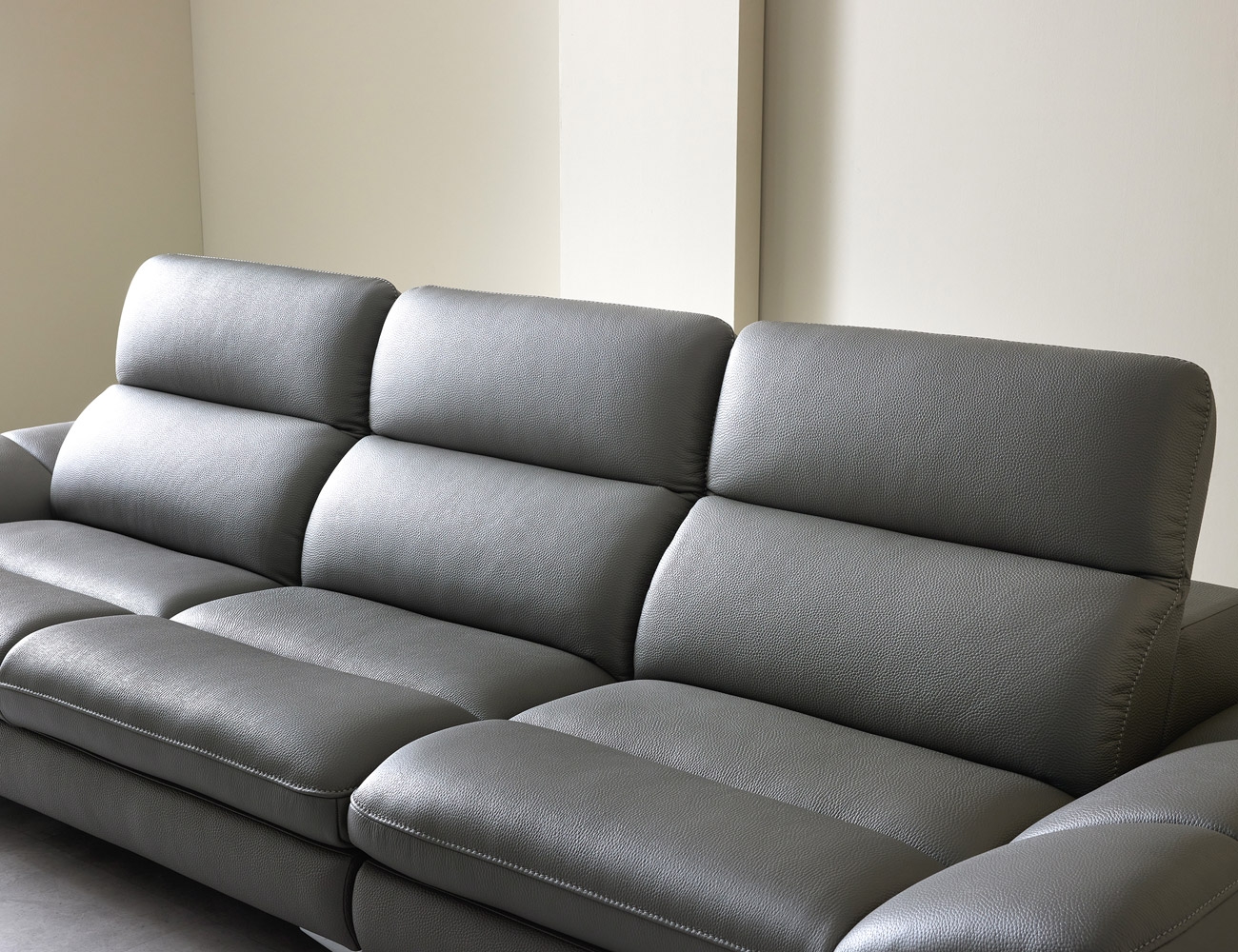 Mẫu ghế sofa bọc văng da Malaysia HNS48 - Ảnh 5