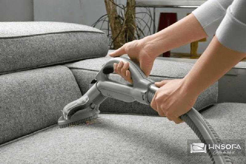 Nên thường xuyên vệ sinh ghế sofa vải bố 