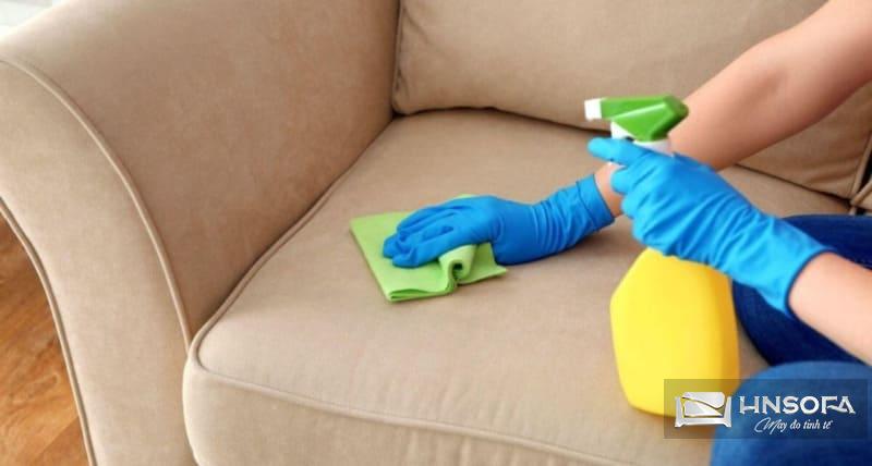 Rượu và giấm khi kết hợp tạo thành một chất tẩy rửa mạnh
