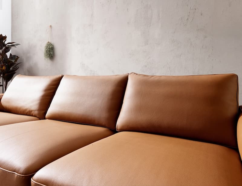 Mẫu Sofa HNS88 được làm từ da bò Y 100% với độ bền cực cao