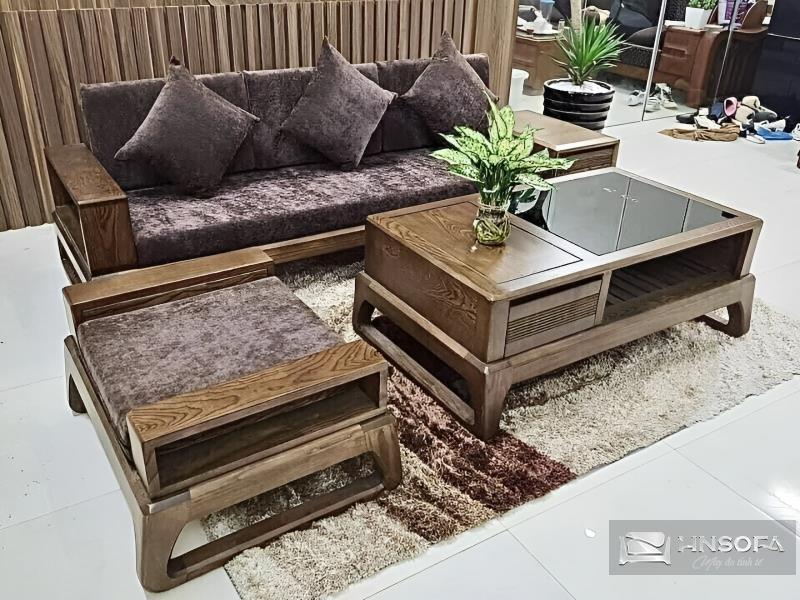 Chân quỳ: Thiết kế chân quỳ mang lại sự ổn định và mạnh mẽ cho sofa