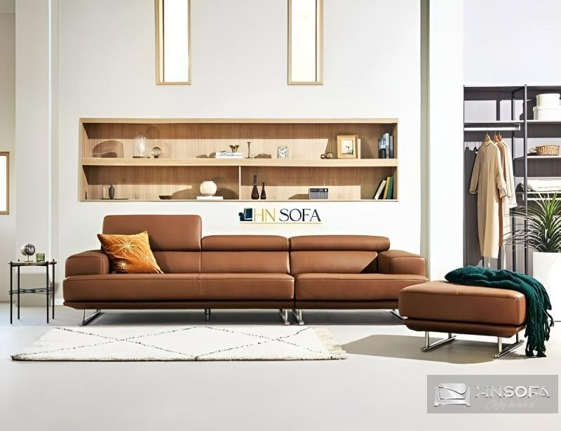 Chân sofa có trụ cao thường làm tăng độ thoải mái khi ngồi