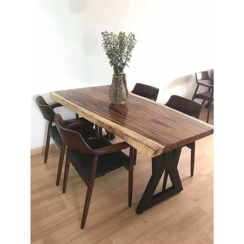Ghế sắt sofa cho các quán ăn thường đơn giản nhưng không kém phần sang trọng, tinh tế