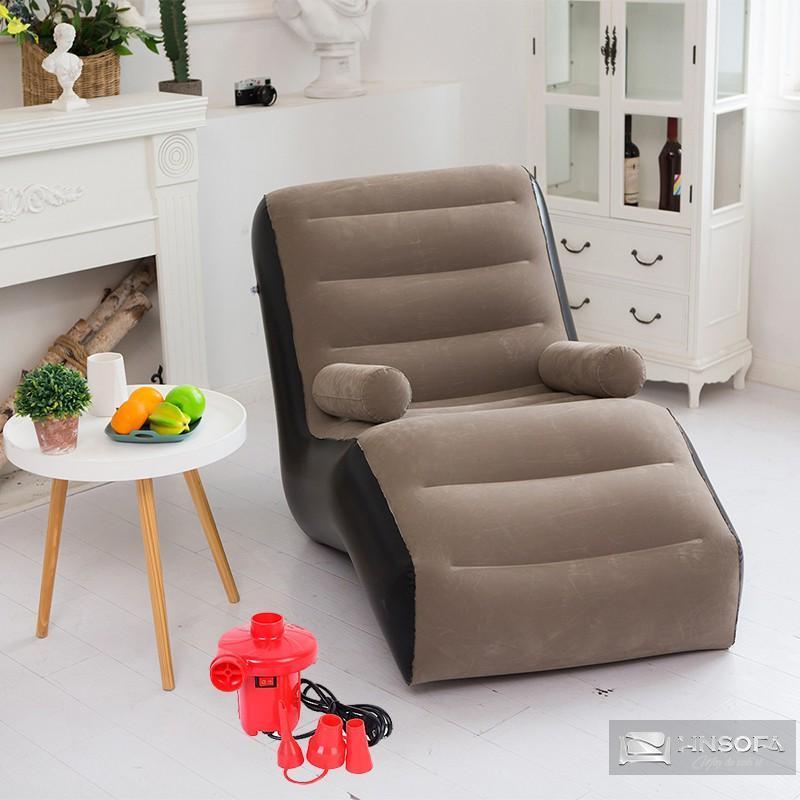 Ghế sofa hơi đơn này là một tác phẩm nghệ thuật với họa tiết độc đáo mang đậm chất vintage