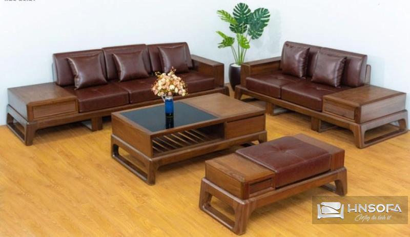 Kết hợp tinh tế giữa thiết kế đùi gà và chất liệu da cao cấp, chiếc sofa này là biểu tượng của sự hòa quyện giữa phong cách cổ điển và đương đại