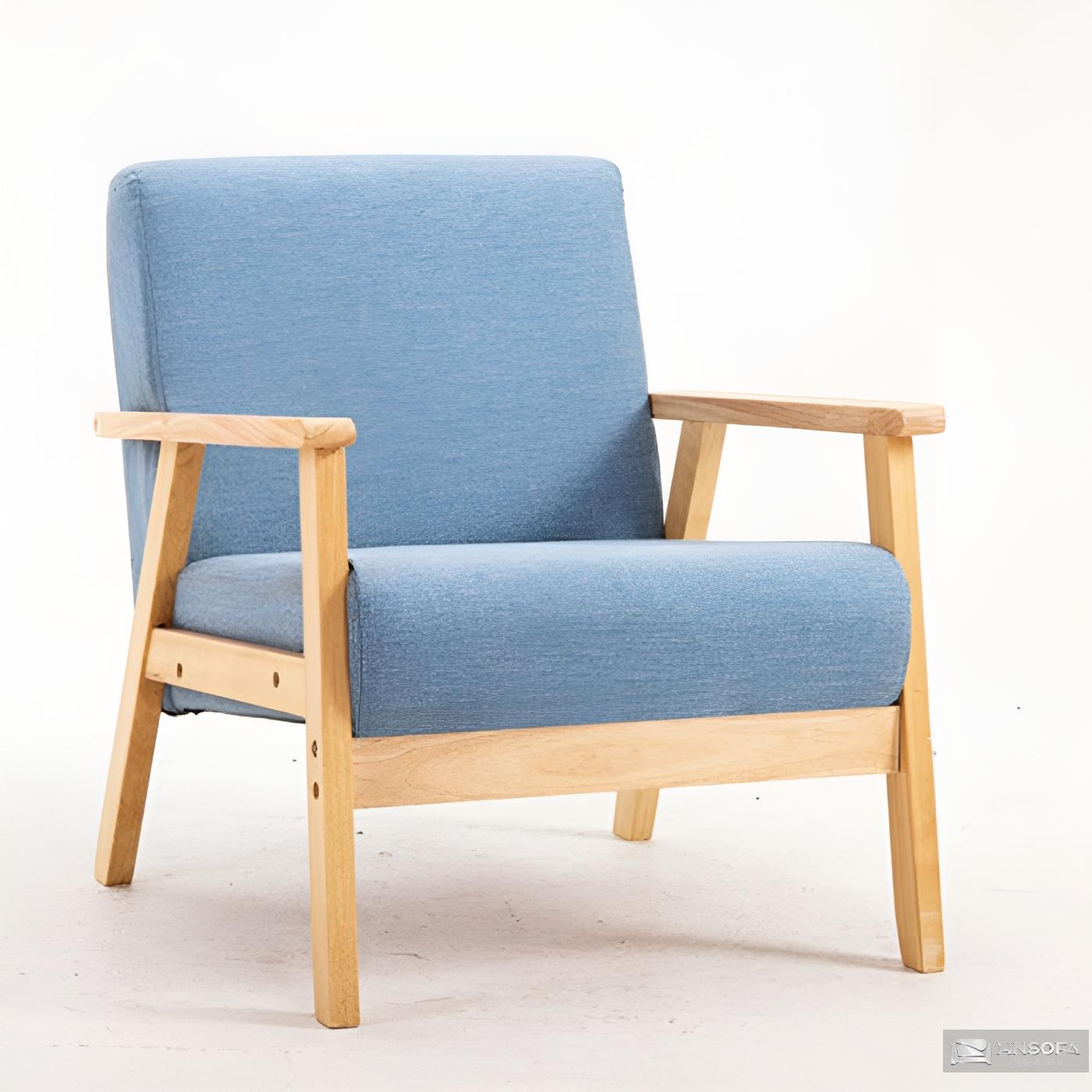Mẫu ghế sofa có đệm lót màu xanh, tạo cảm giác mát mẻ, dễ chịu