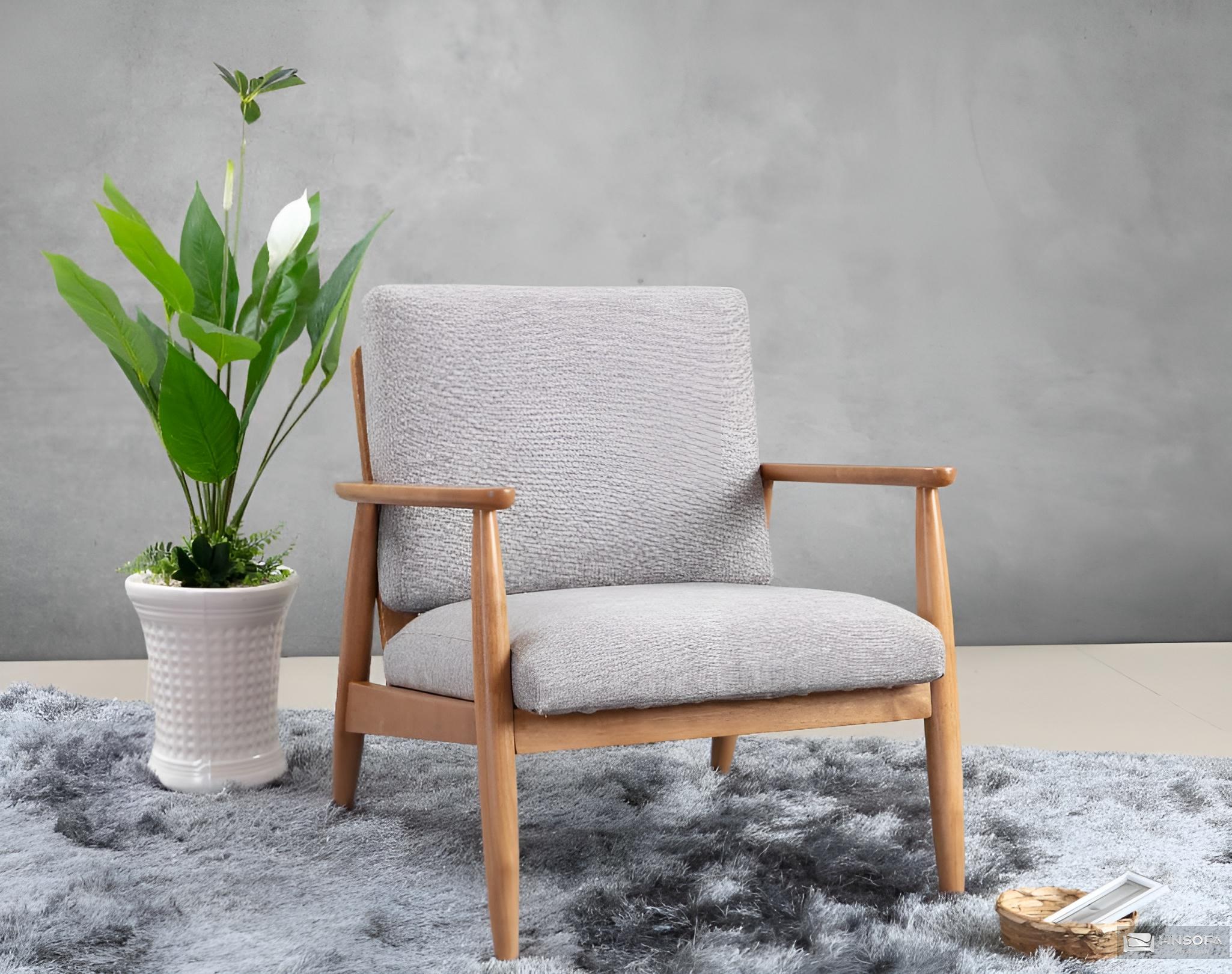 Mẫu ghế sofa xám bằng gỗ hài hòa với mọi không gian