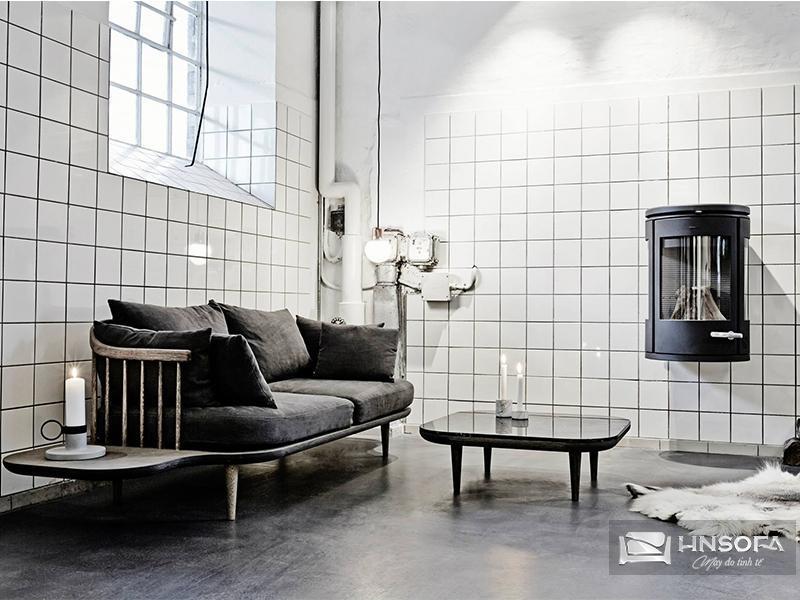 Sofa fly đen đệm nhung kết hợp bàn cùng màu