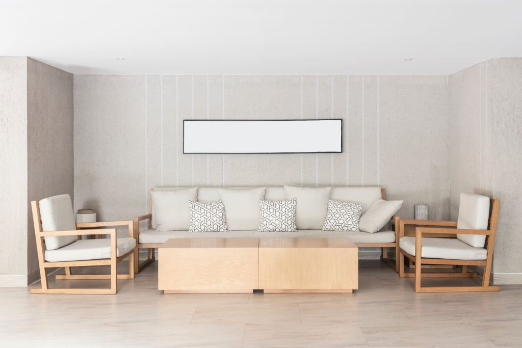 sofa-go-kieu-nhat-toi-gian
