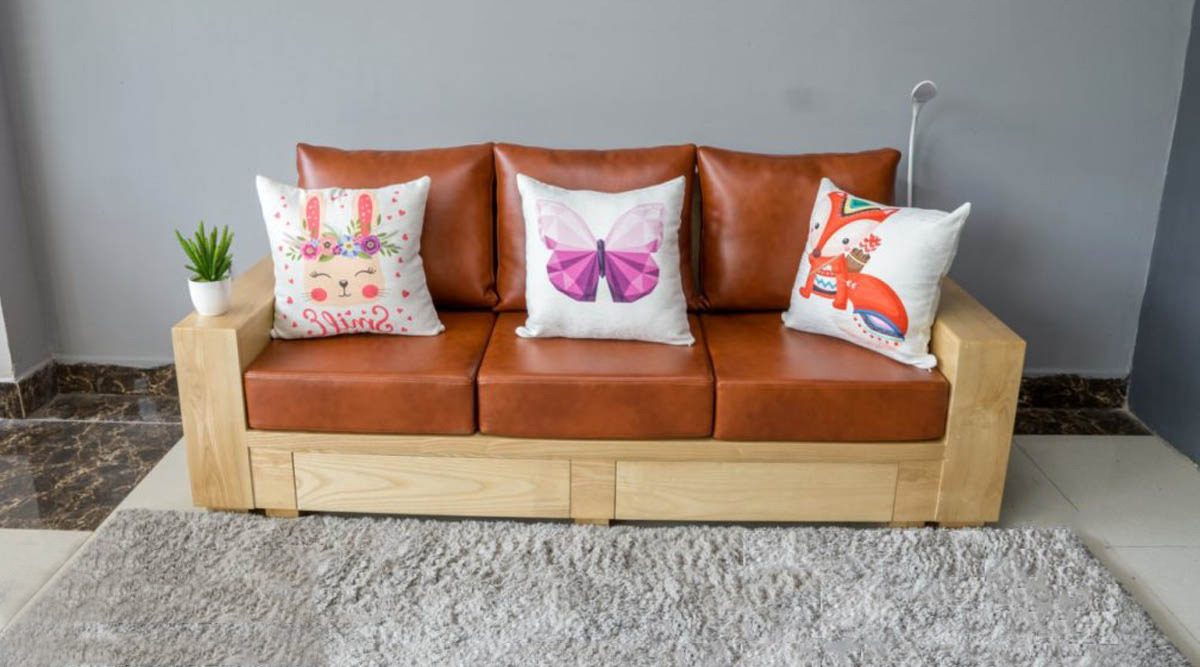 Ghế sofa văng gỗ tần bì 3 chỗ ngồi đệm da cực