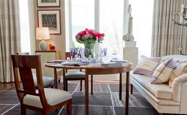 Ghế sofa kết hợp bàn ăn phong cách Bohemian Ghế sofa kết hợp bàn ăn phong cách Bohemian